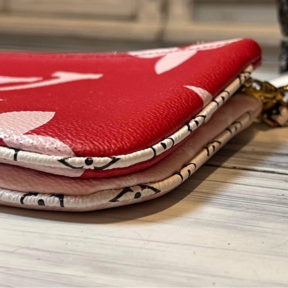 🍀💁🏻♀️Double Zip Pochette - Red Pink Giant🍀💁🏻♀️ - Picture 11 of 16